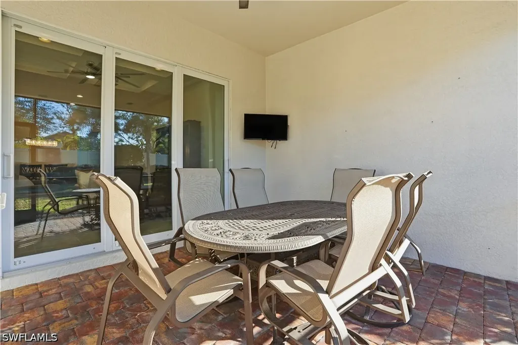 9328 Fieldstone Lane Naples FL 34120