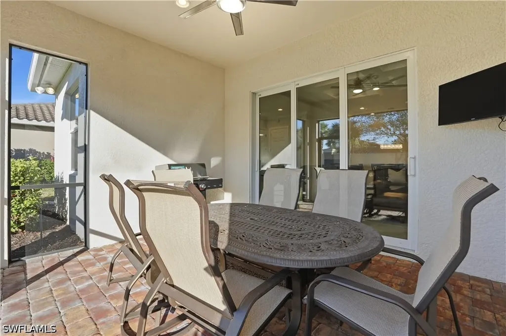 9328 Fieldstone Lane Naples FL 34120
