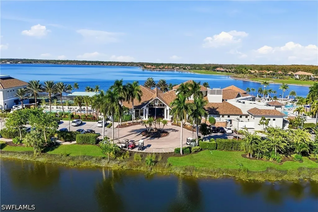 9328 Fieldstone Lane Naples FL 34120