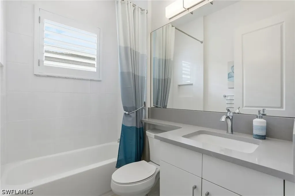 12352 Dahlia Court Naples FL 34120