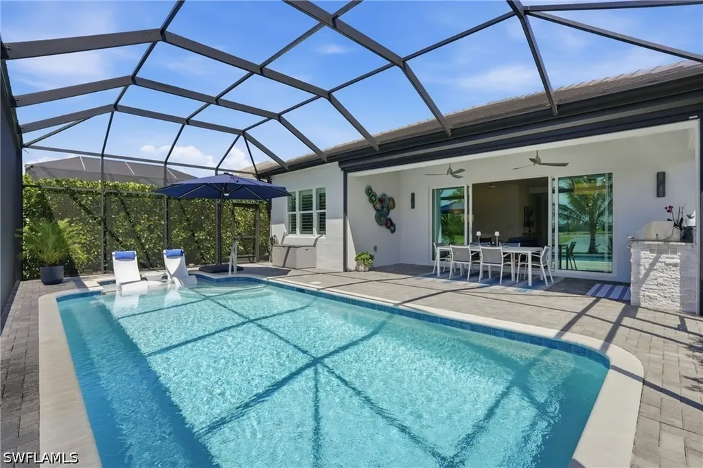 12352 Dahlia Court Naples FL 34120