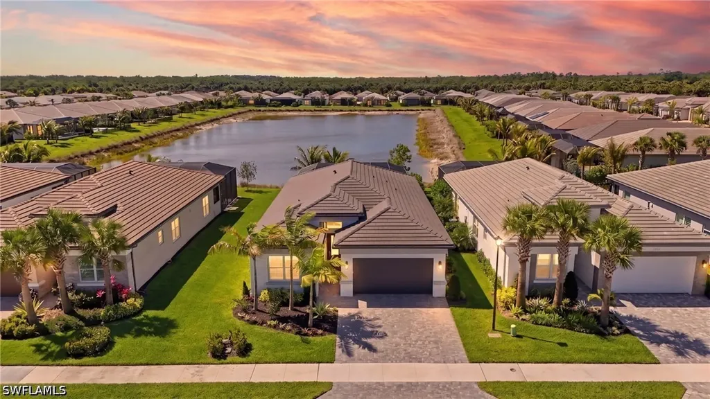 12352 Dahlia Court Naples FL 34120