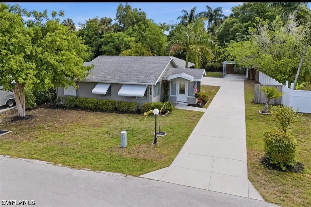 27625 Michigan Street Bonita Springs FL 34135