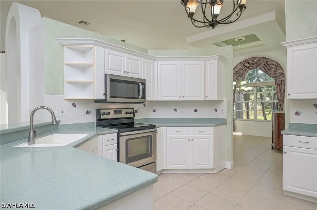 8252 Southwind Bay Circle Fort Myers FL 33908