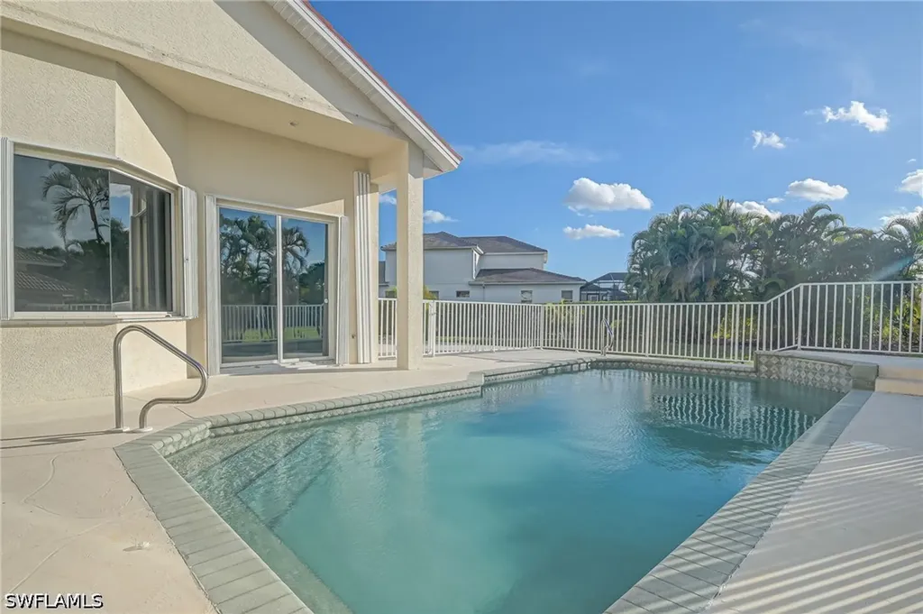 8252 Southwind Bay Circle Fort Myers FL 33908