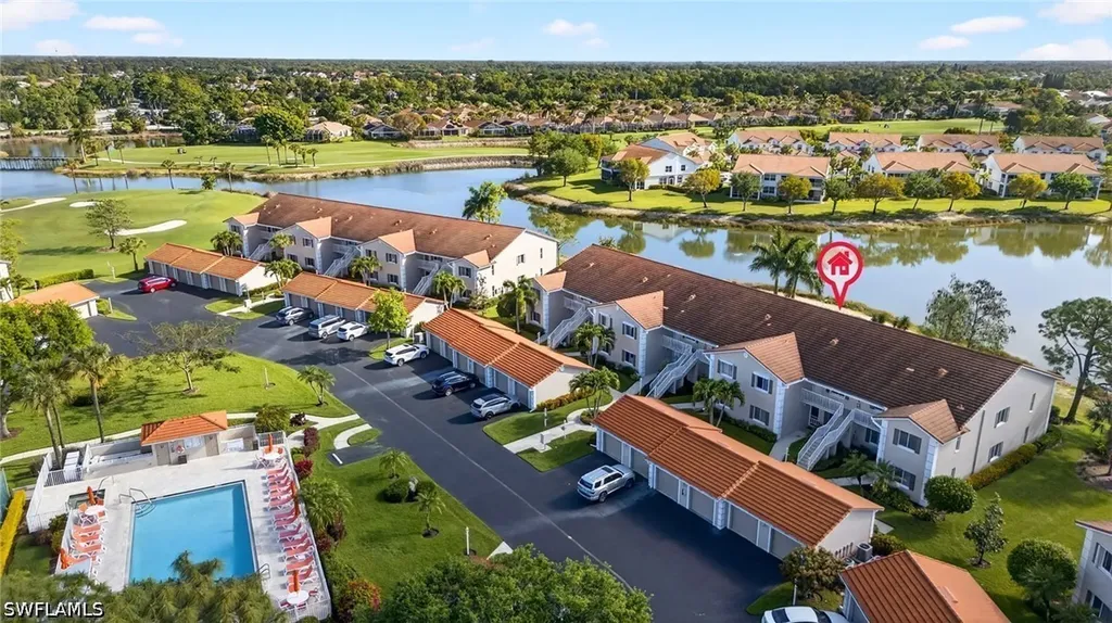550 Saratoga Circle Naples FL 34104