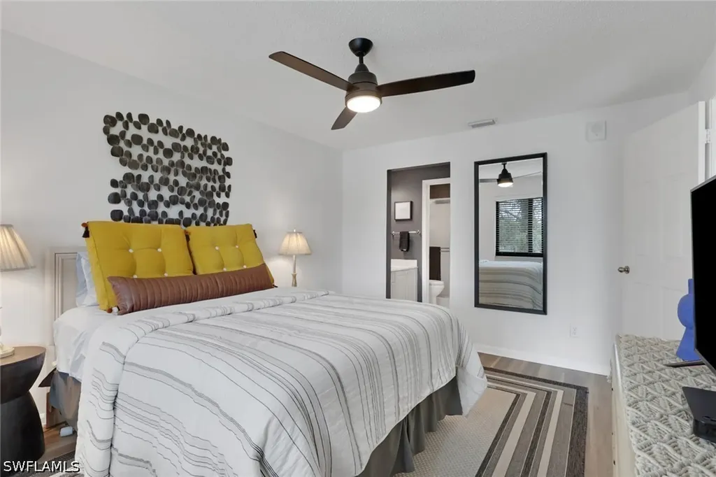 5784 Deauville Circle Naples FL 34112