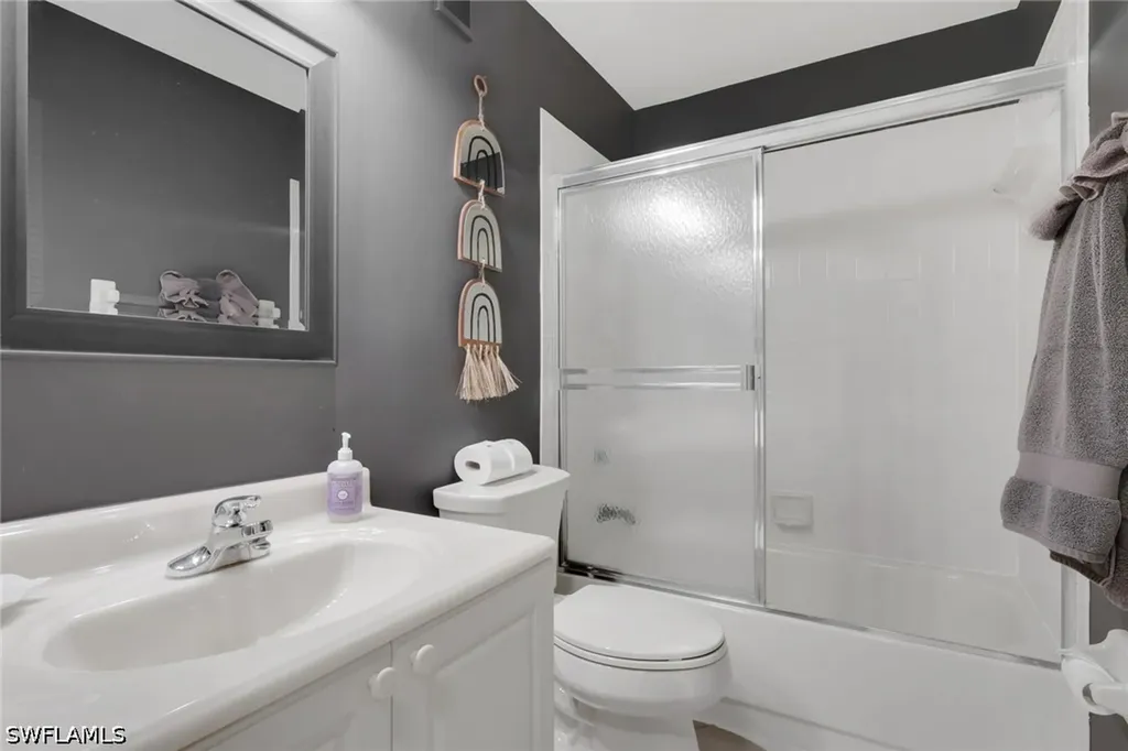 5784 Deauville Circle Naples FL 34112