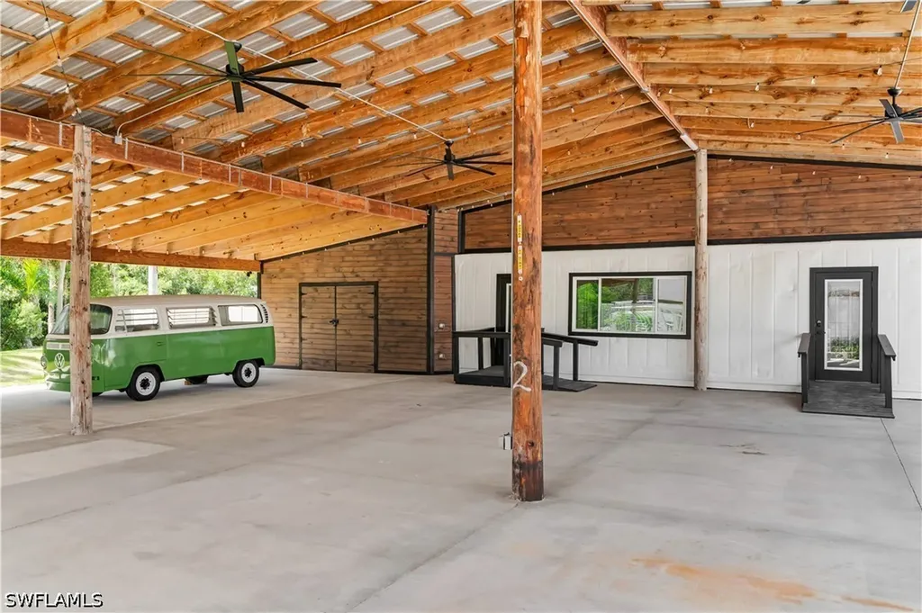 6890 Hendry Creek Drive Fort Myers FL 33908