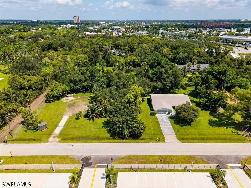 6890 Hendry Creek Drive Fort Myers FL 33908