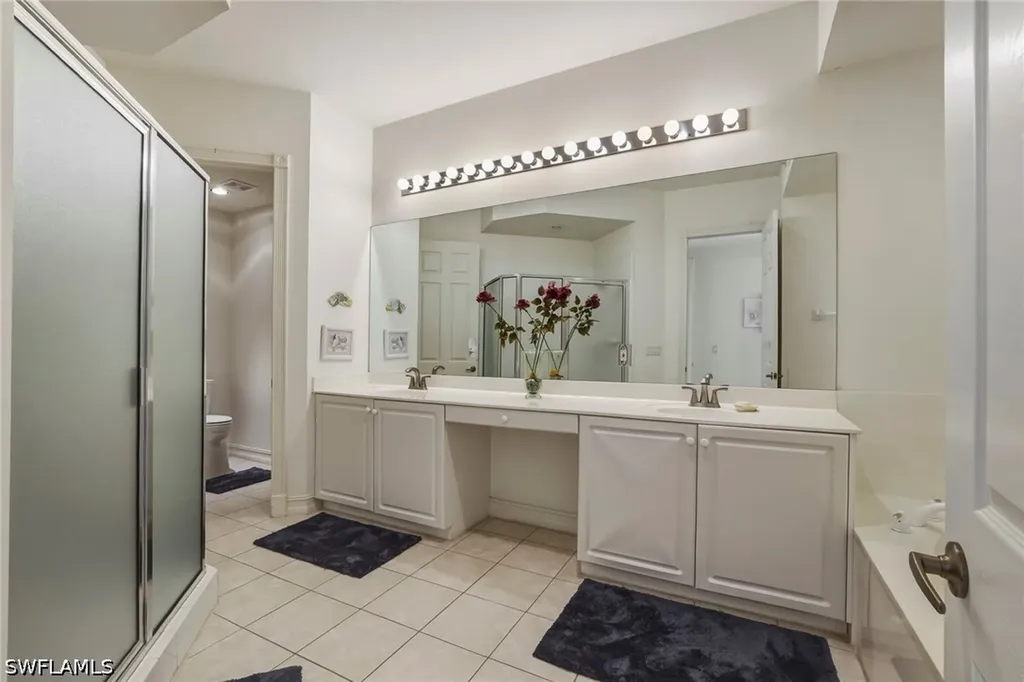 1875 Les Chateaux Boulevard Naples FL 34109