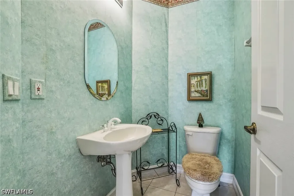 1875 Les Chateaux Boulevard Naples FL 34109