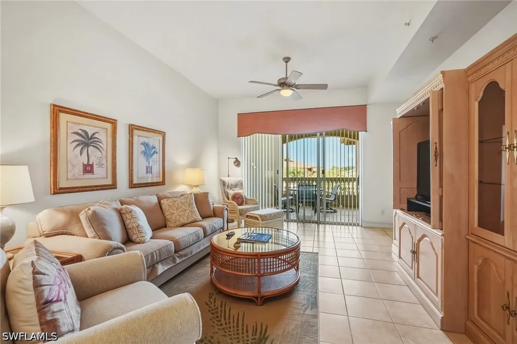 1875 Les Chateaux Boulevard Naples FL 34109