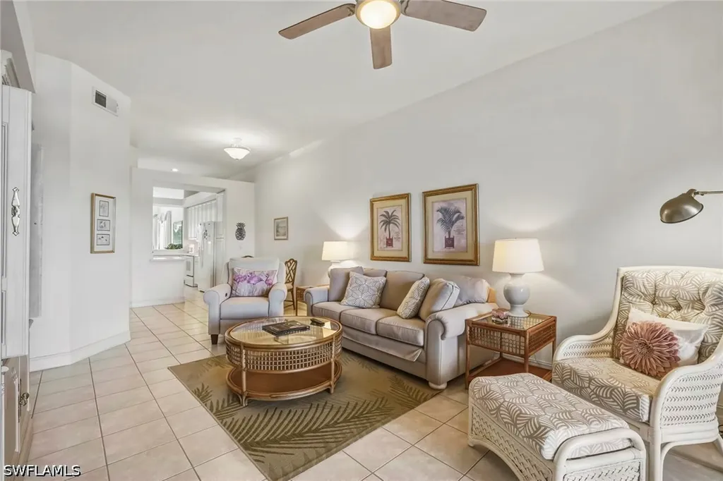 1875 Les Chateaux Boulevard Naples FL 34109