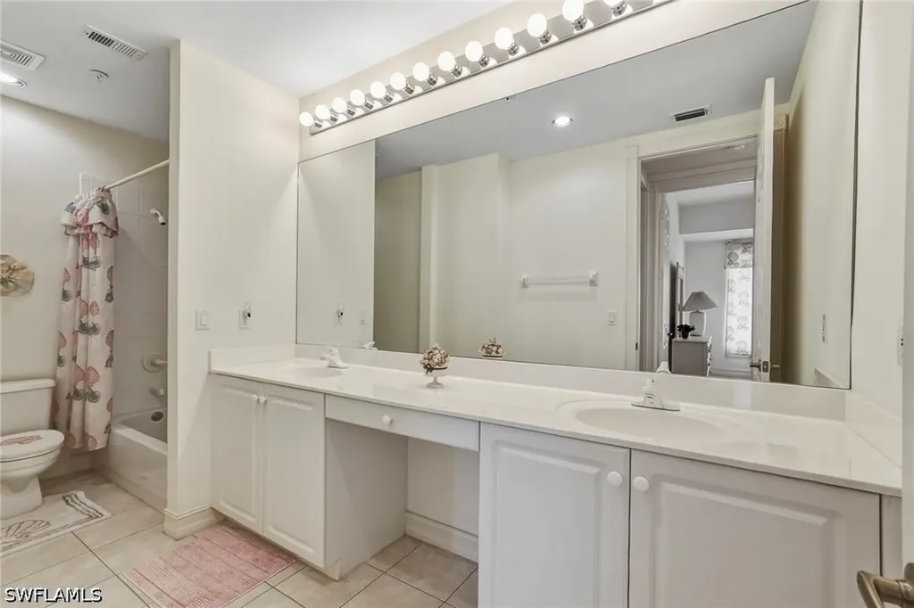 1875 Les Chateaux Boulevard Naples FL 34109