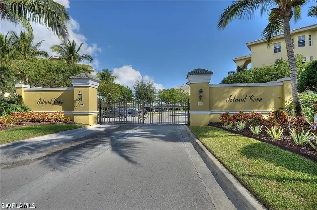 1781 Four Mile Cove Parkway Cape Coral FL 33990