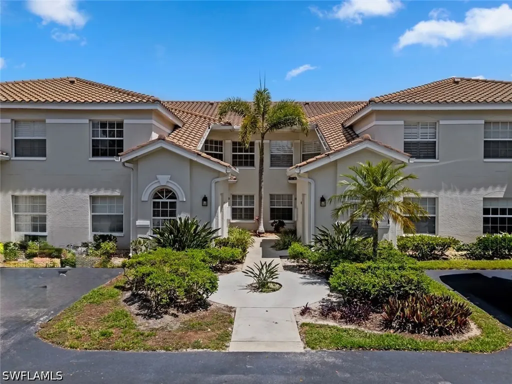 6812 Satinleaf Road S Naples FL 34109