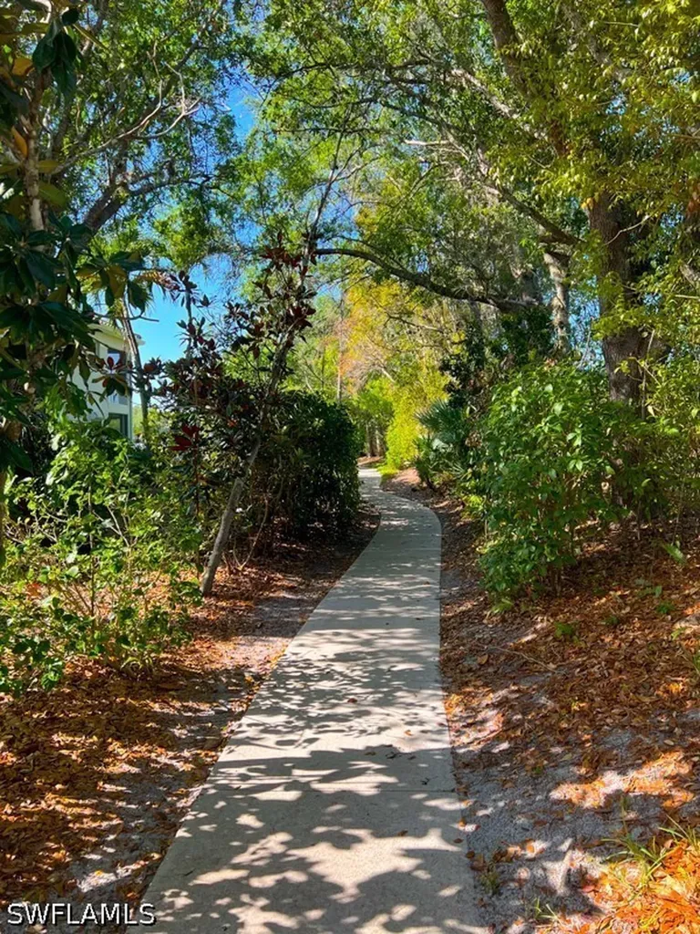 6812 Satinleaf Road S Naples FL 34109