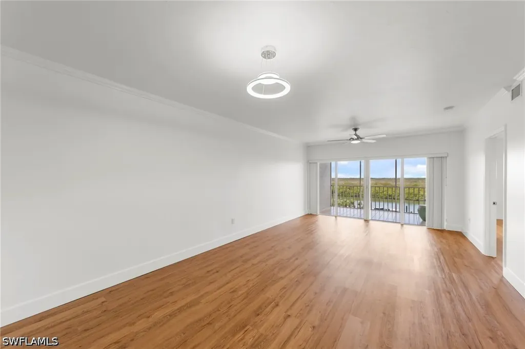 13105 Vanderbilt Drive Naples FL 34110
