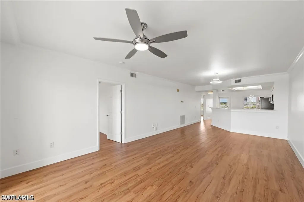 13105 Vanderbilt Drive Naples FL 34110
