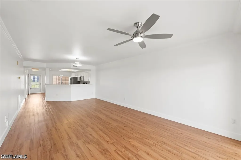 13105 Vanderbilt Drive Naples FL 34110
