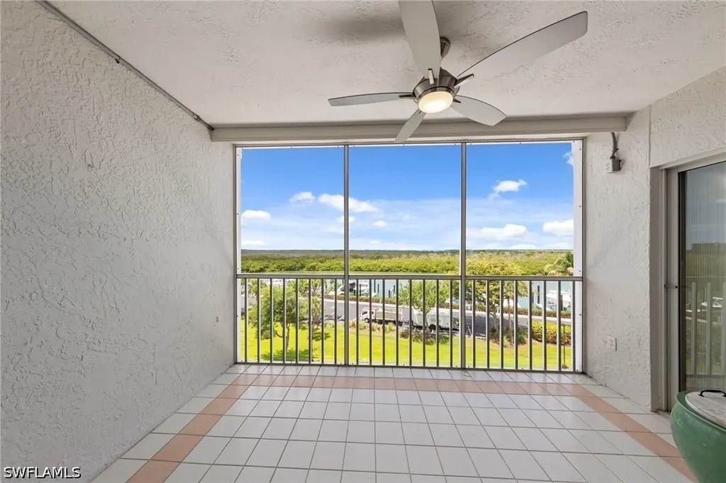 13105 Vanderbilt Drive Naples FL 34110