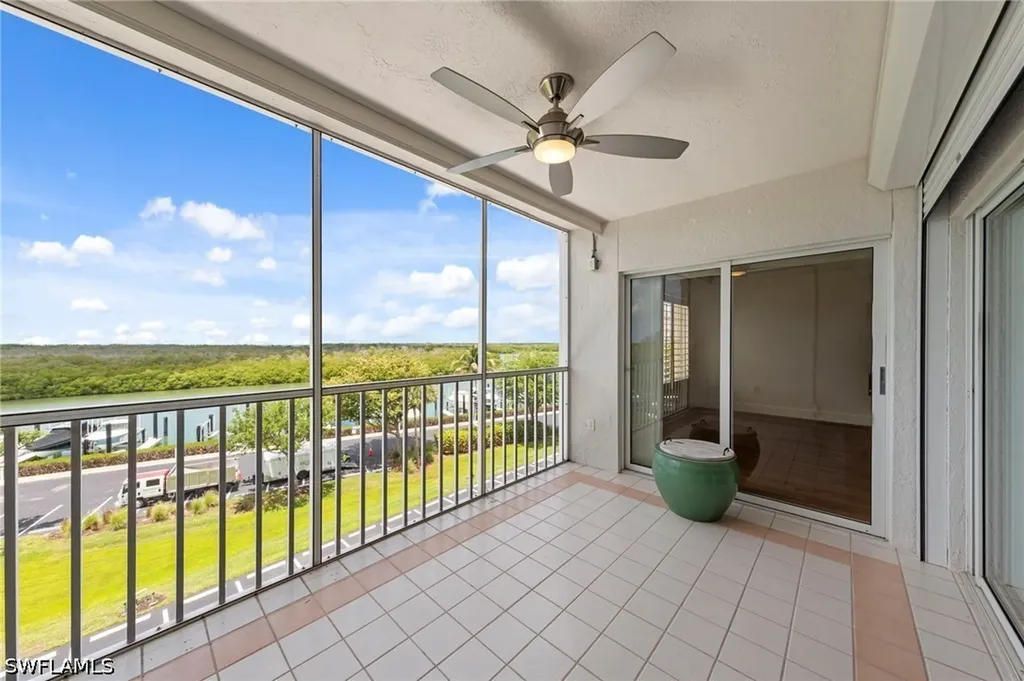 13105 Vanderbilt Drive Naples FL 34110