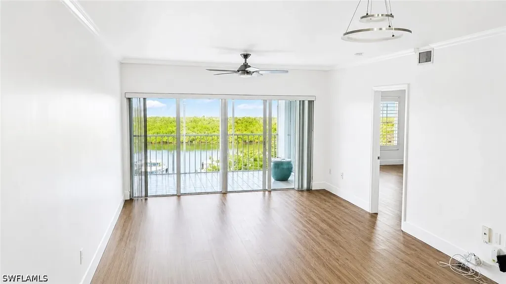 13105 Vanderbilt Drive Naples FL 34110