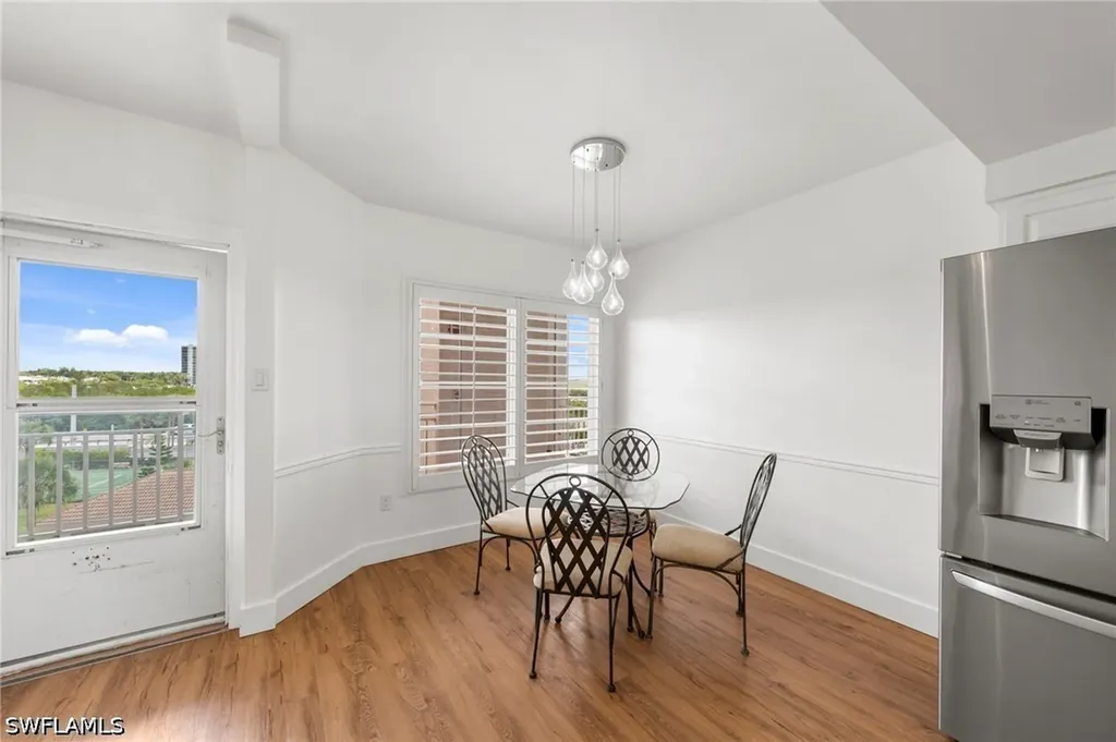 13105 Vanderbilt Drive Naples FL 34110