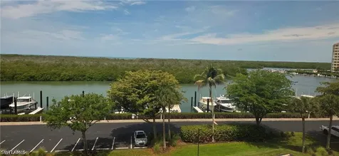13105 Vanderbilt Drive Naples FL 34110