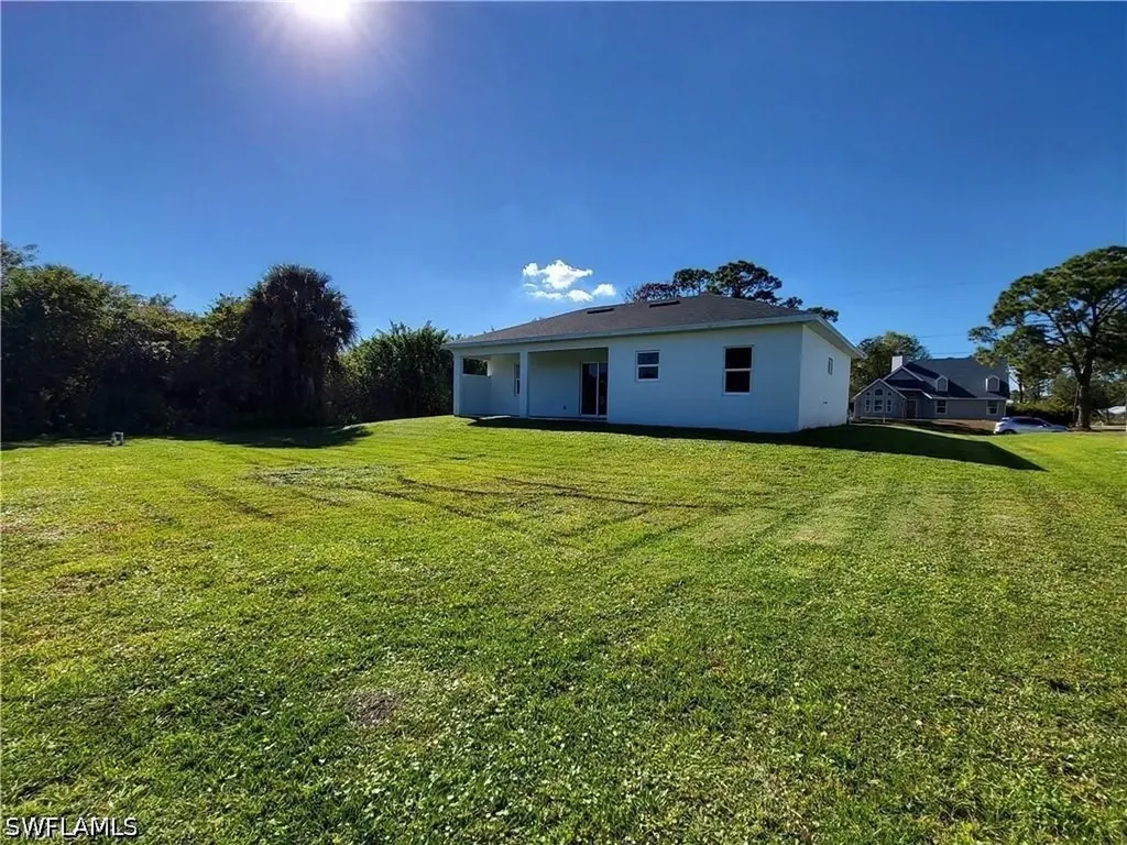 6048 Stratton Road Fort Myers FL 33905