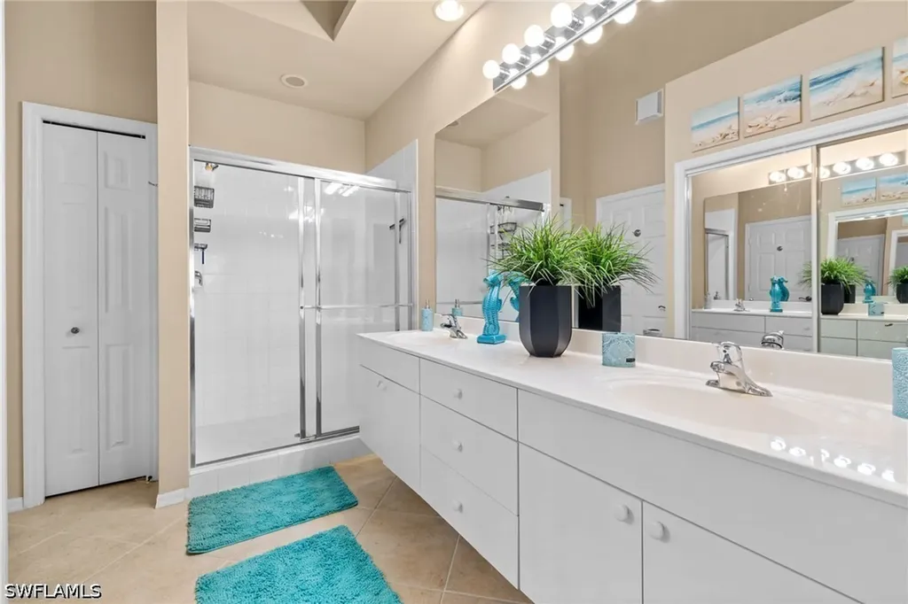 2395 Bayou Lane Naples FL 34112