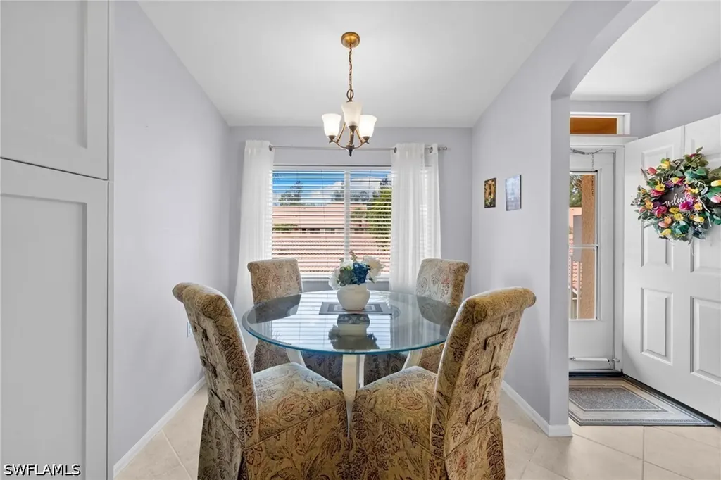 2395 Bayou Lane Naples FL 34112