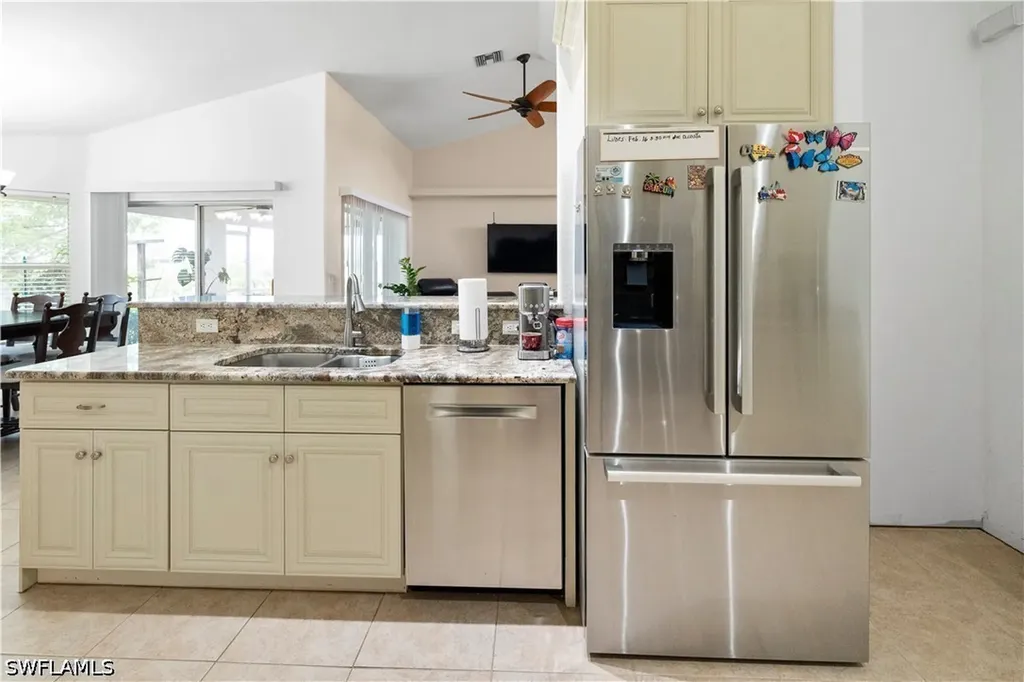1315 NE 20th Avenue Cape Coral FL 33909