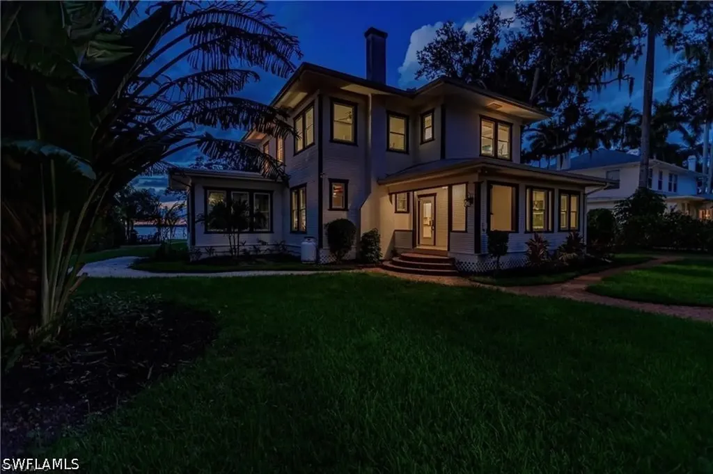 101 Fairview Avenue Fort Myers FL 33905