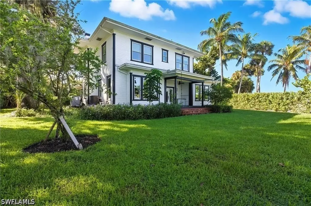 101 Fairview Avenue Fort Myers FL 33905