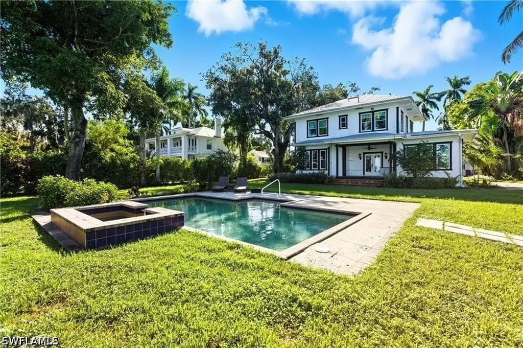 101 Fairview Avenue Fort Myers FL 33905