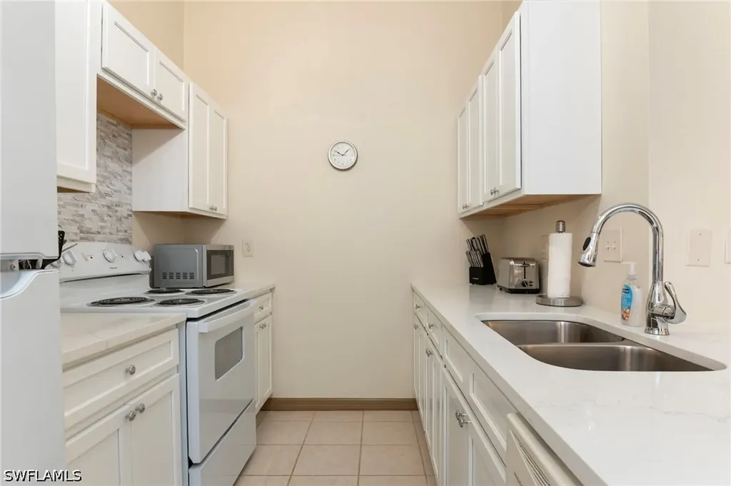 5120 SW Courtyards Court Cape Coral FL 33914