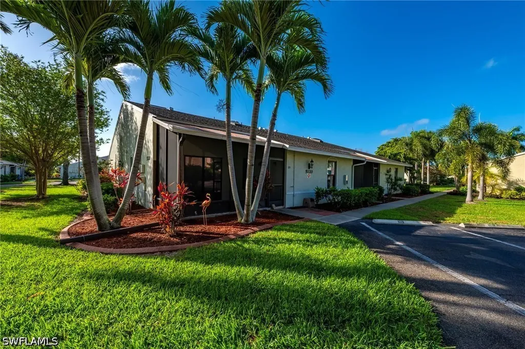 5120 SW Courtyards Court Cape Coral FL 33914
