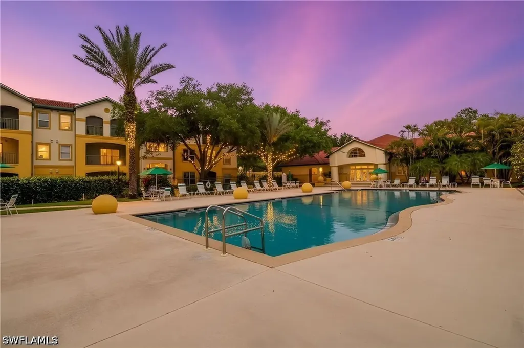 Fort Myers FL, 11550 Villa Grand, Unit 1310