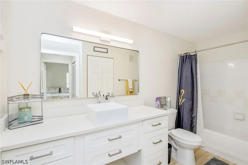 11550 Villa Grand Fort Myers FL 33913