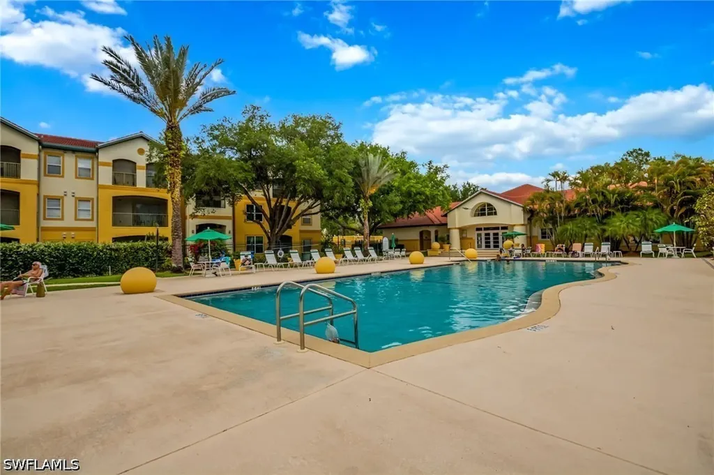 11550 Villa Grand Fort Myers FL 33913
