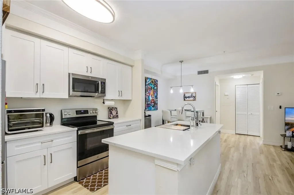 11550 Villa Grand Fort Myers FL 33913