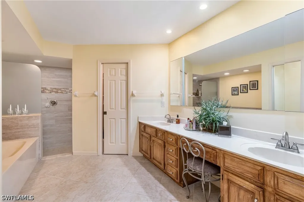 11804 Quail Village Way Naples FL 34119