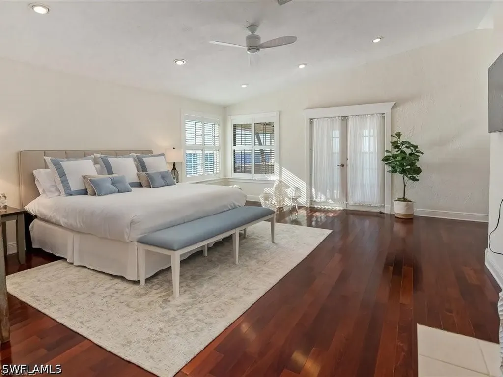 100 Fairview Avenue Fort Myers FL 33905