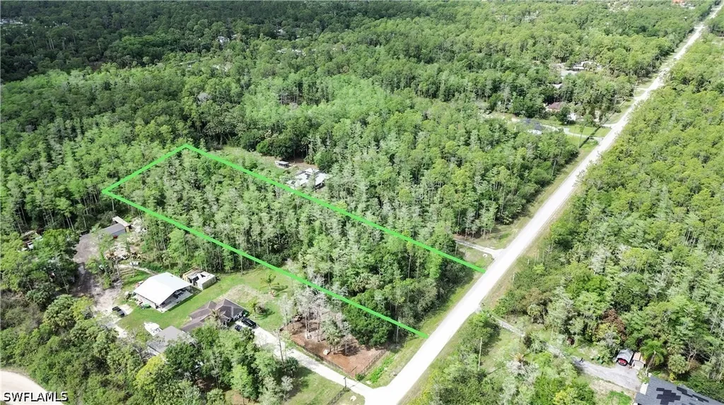 10TH Avenue SE Naples FL 34117
