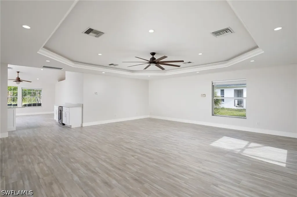 380 6th Street NE Naples FL 34120