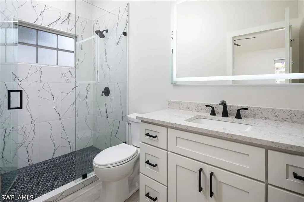 380 6th Street NE Naples FL 34120
