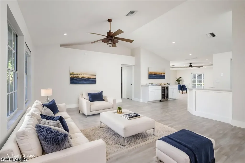 380 6th Street NE Naples FL 34120