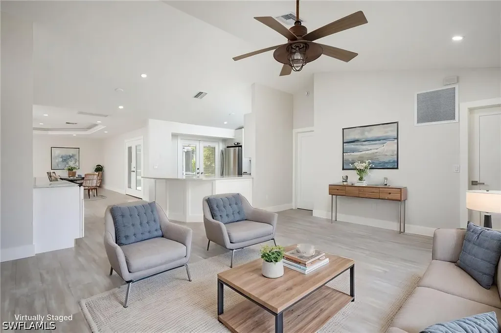 380 6th Street NE Naples FL 34120
